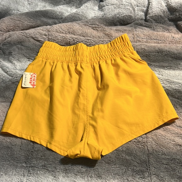 🌻Free People Movement Next Round Shorts - Picture 6 of 6